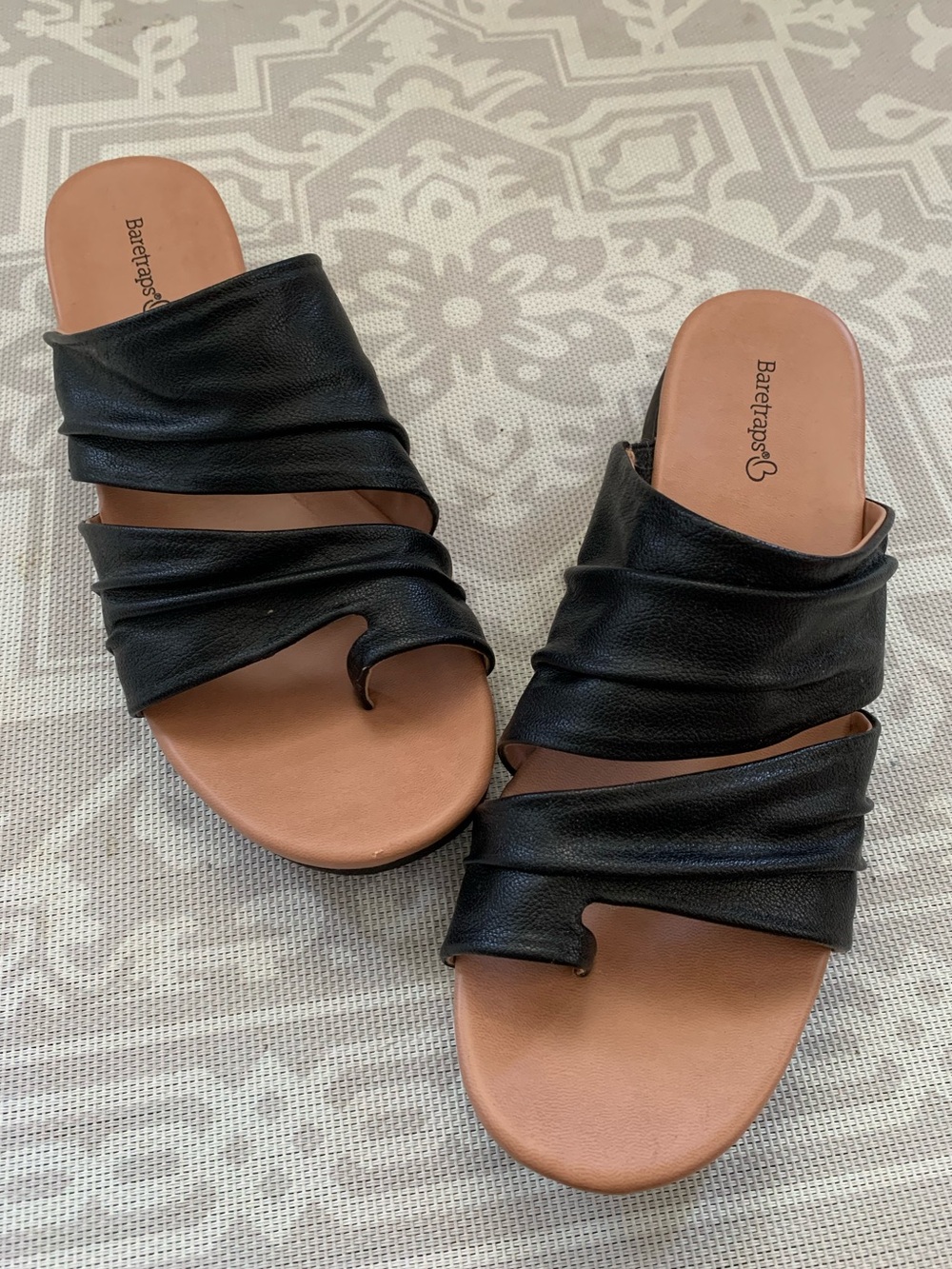 BARETRAPS Venus Slide Sandal Women's Size 9 Black Comfort Cushioned Summer